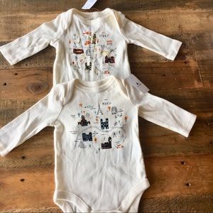 ⭐️Baby Gap⭐️Italy and France Long Sleeve Onsies 😘
